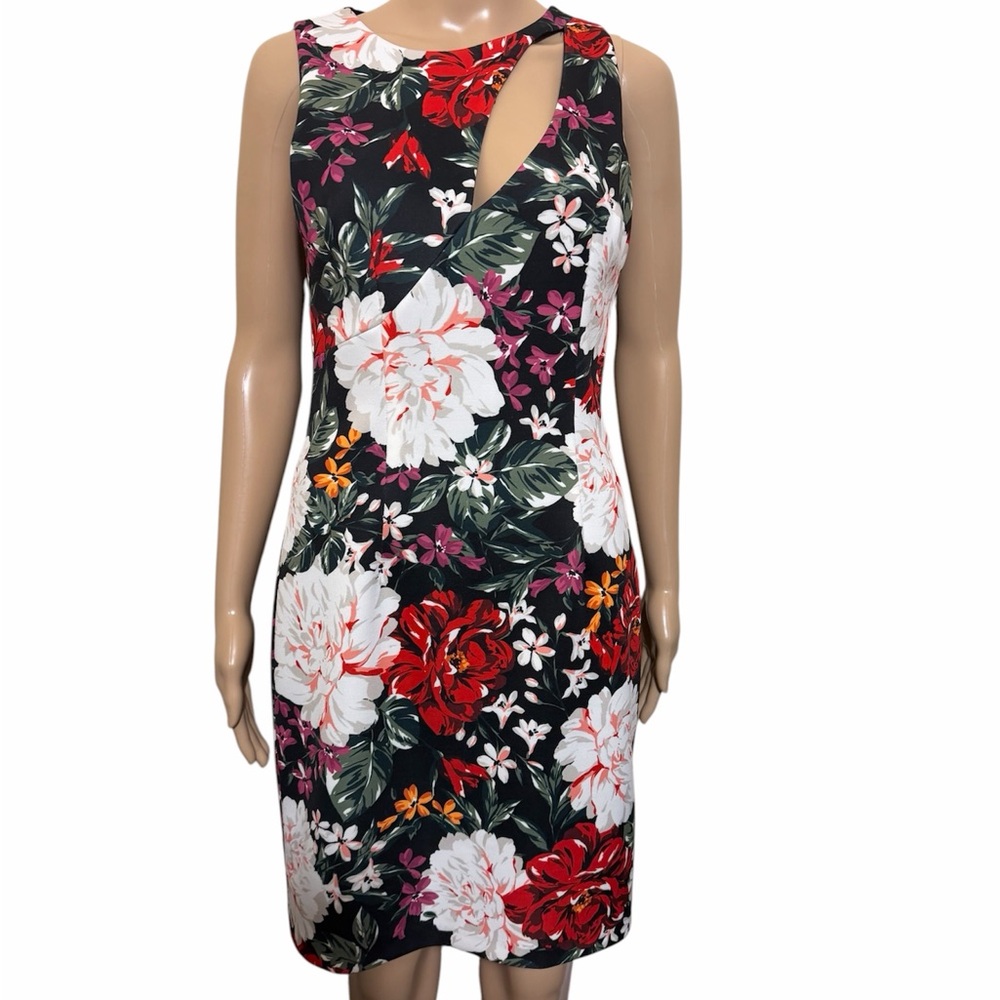 Alexia Admor Eloise Floral sheath Mini Dress with Red and White Blooms - Picture 3 of 6